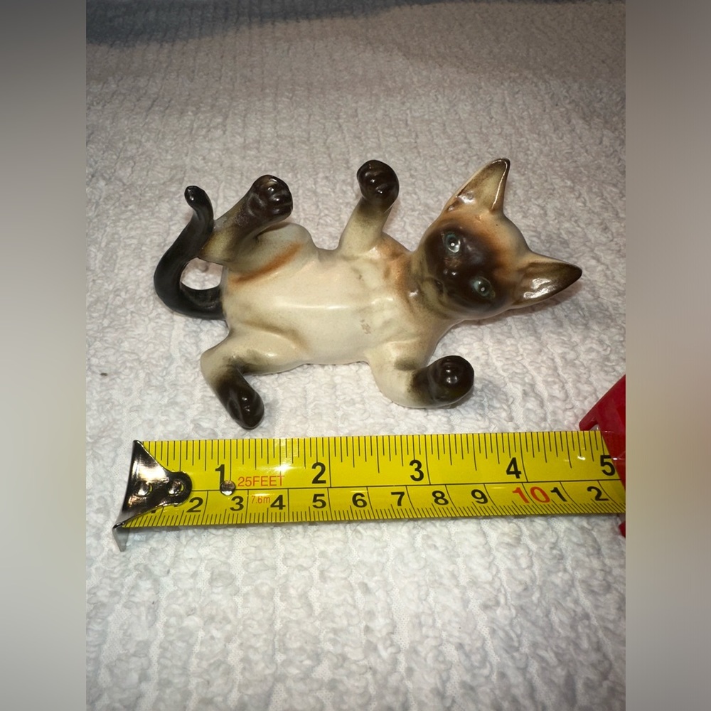 Lefton Siamese Kitten figurine